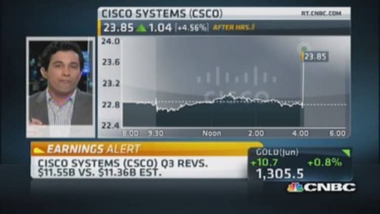 Cisco reports earnings beat