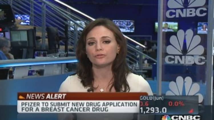 Pfizer to submit new breast cancer drug application