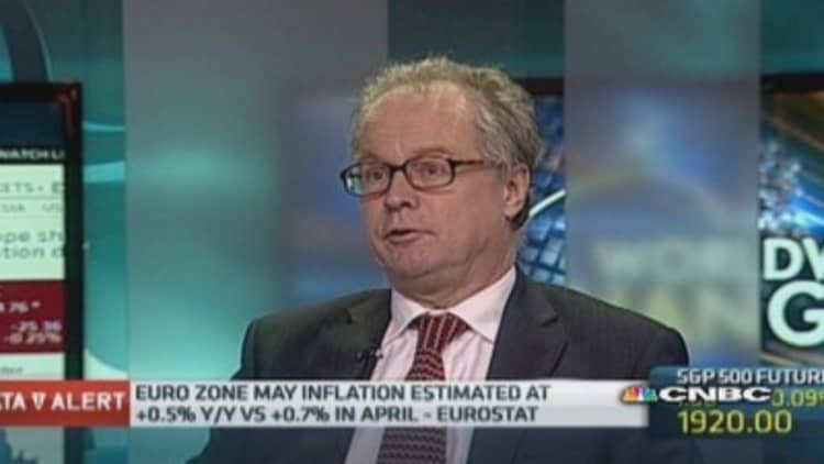 Deflation 'convenient' for euro zone: Economist