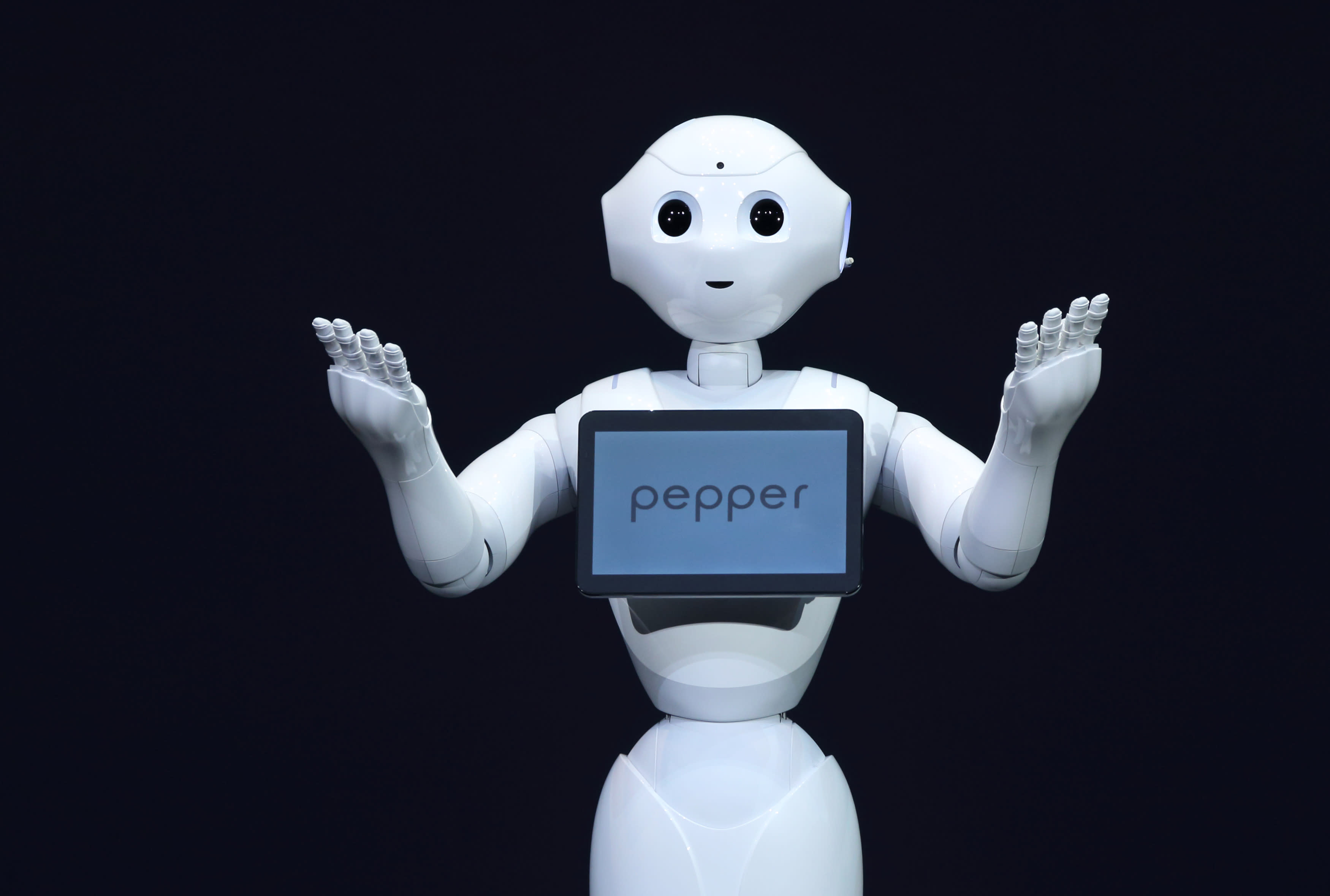 Робот обсуждай. Дисплей робота. Робот с экраном. Робот Пеппер. Робот с экраном вместо лица.