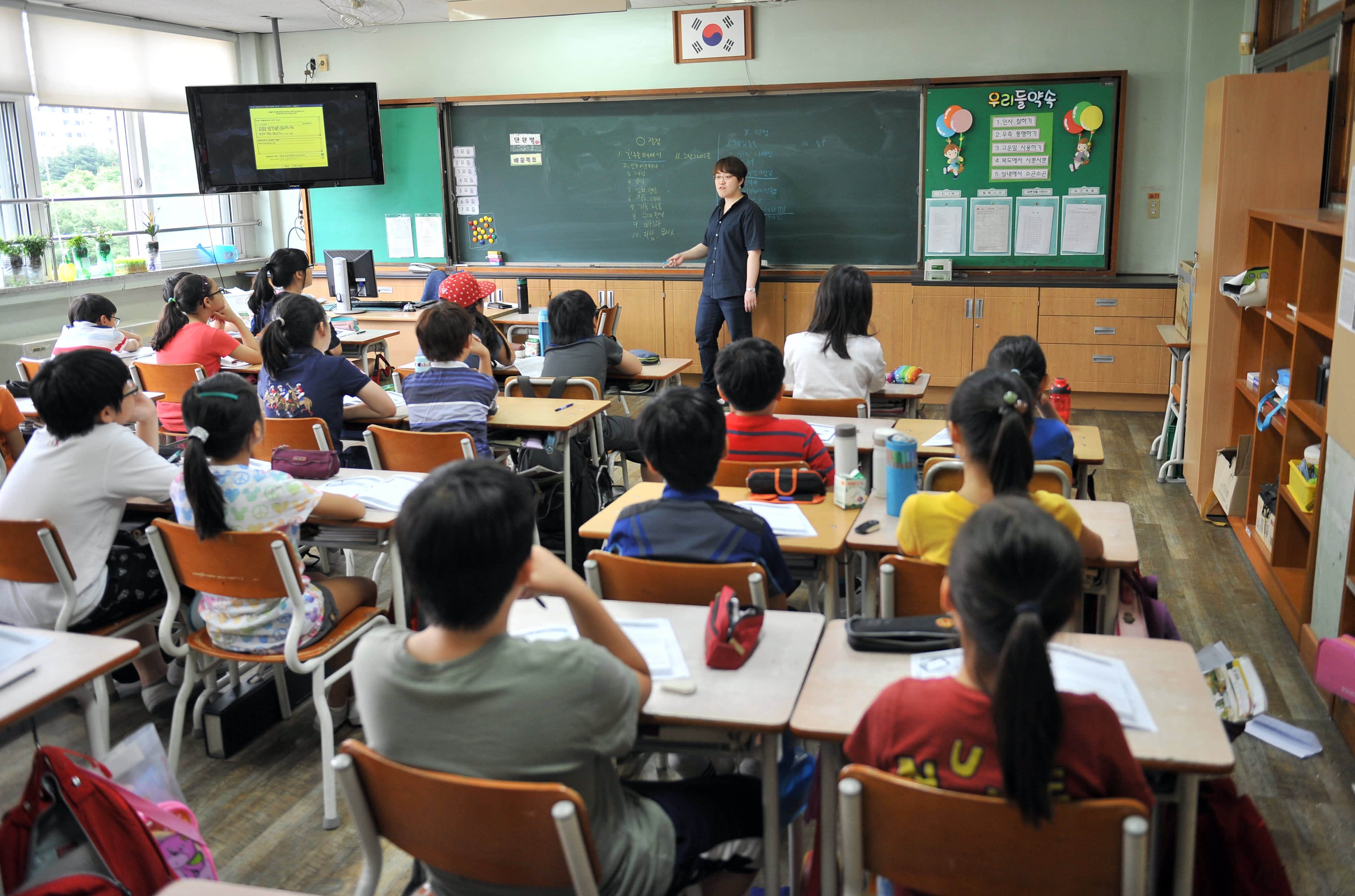 South Korea's millionaire tutors