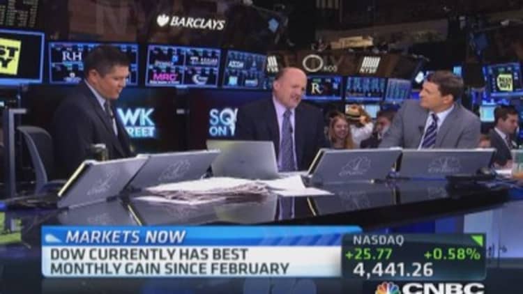 Cramer: Apple cheap, don't like Barclays' call