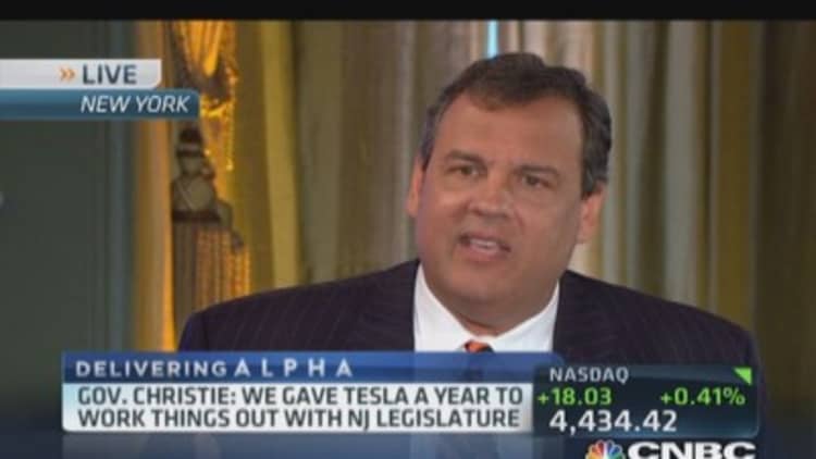 Gov. Christie: Looked away for a year from Tesla