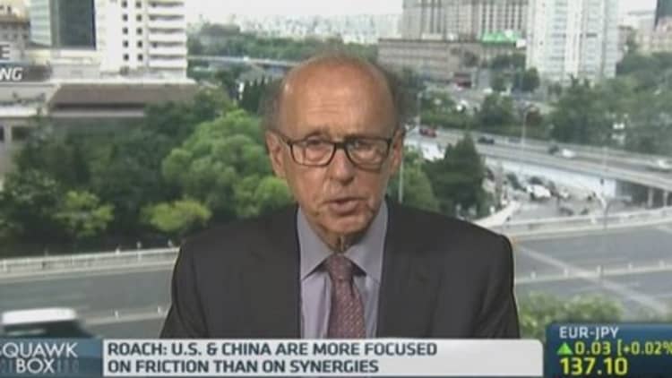 Roach: US, China seeing a 'trust deficit'