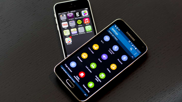 Apple vs. Samsung: How big can you get?