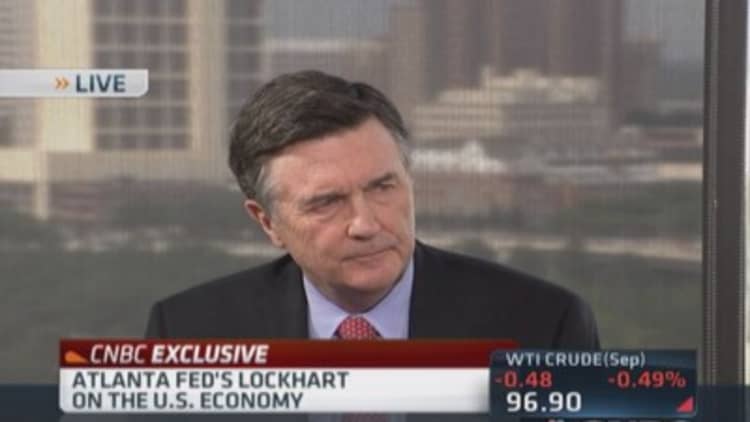 Fed's Lockhart addresses wealth gap