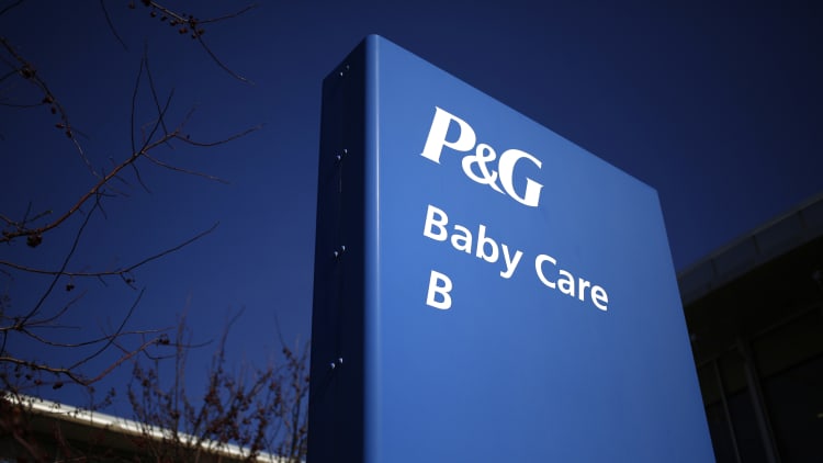 P&G urges shareholders to vote against Peltz