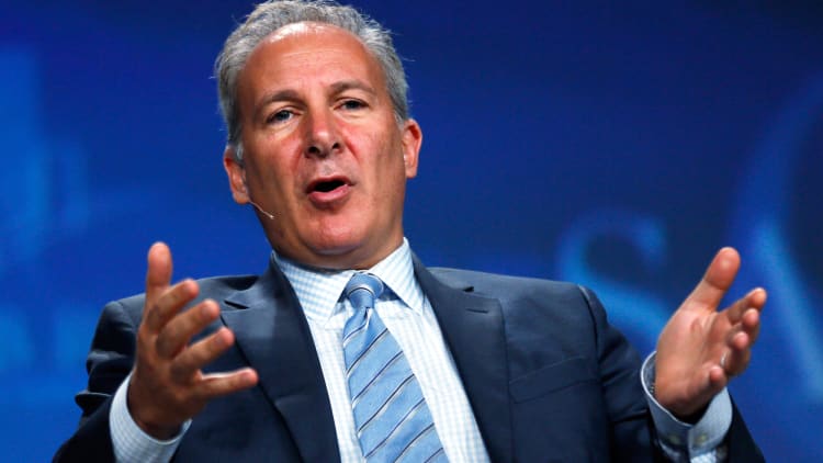Peter Schiff: Oil's decline should worry you