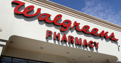 Florida's opioid lawsuit against CVS and Walgreens aims at distributors
