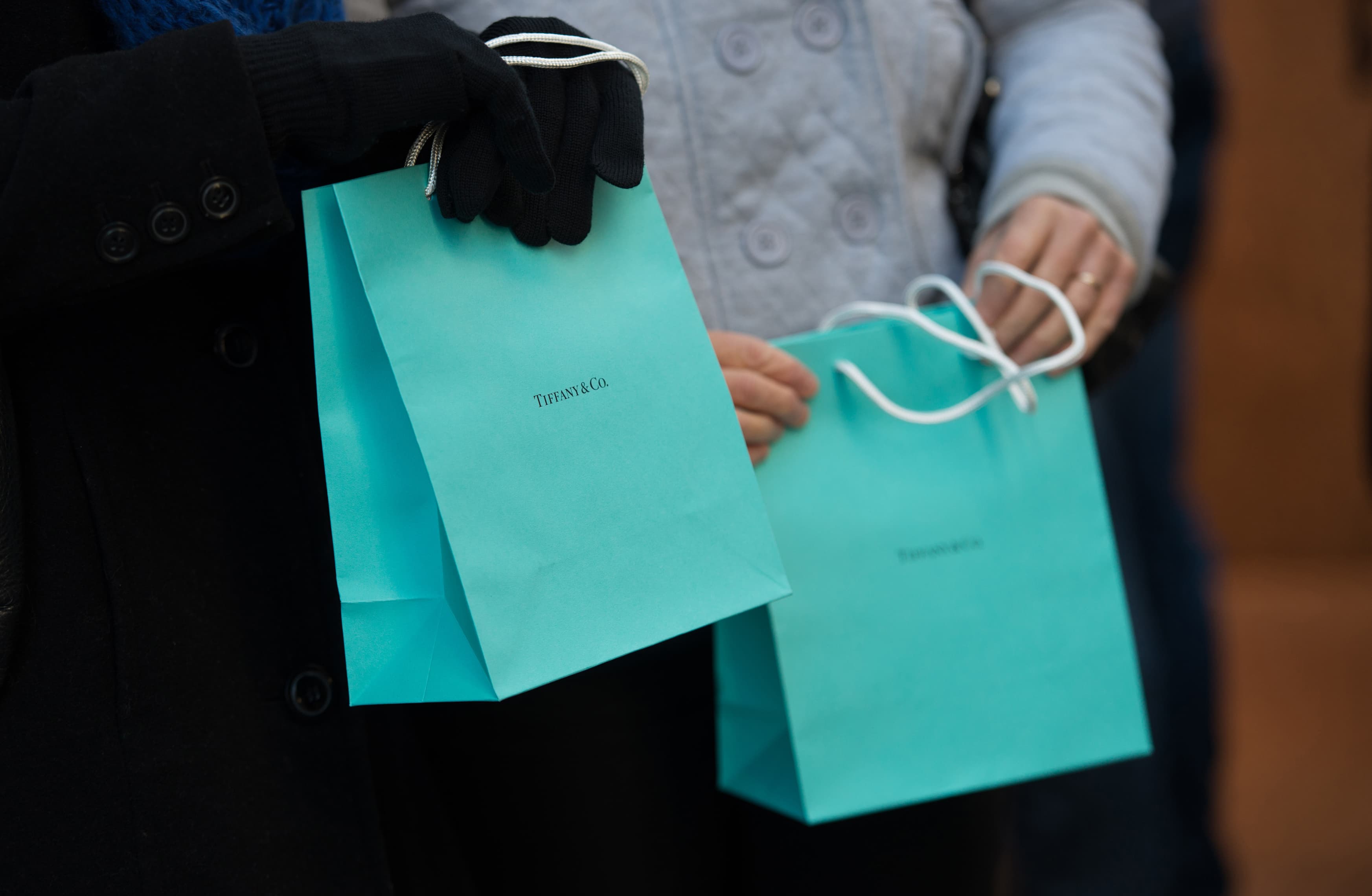LVMH Makes Unsolicited $14.5 Billion Bid For Tiffany - Retail