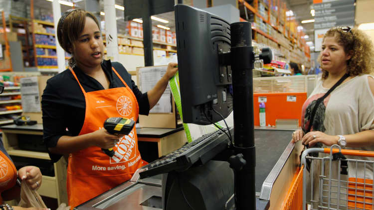 Home Depot remains retail 'bright spot' after posting top and bottom line beat: Analyst