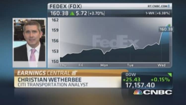 FedEx better positioned than UPS: Analyst