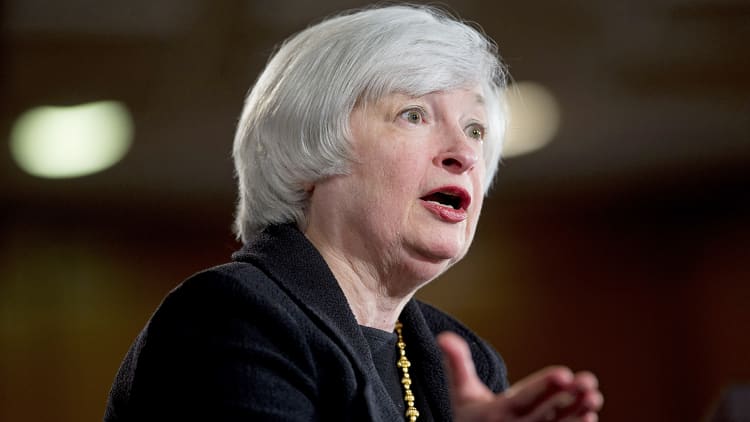 Stocks see Fed doves; bonds hear hawks  