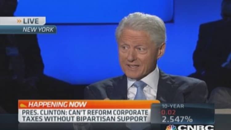 Need bipartisan support to reform taxes: Bill Clinton