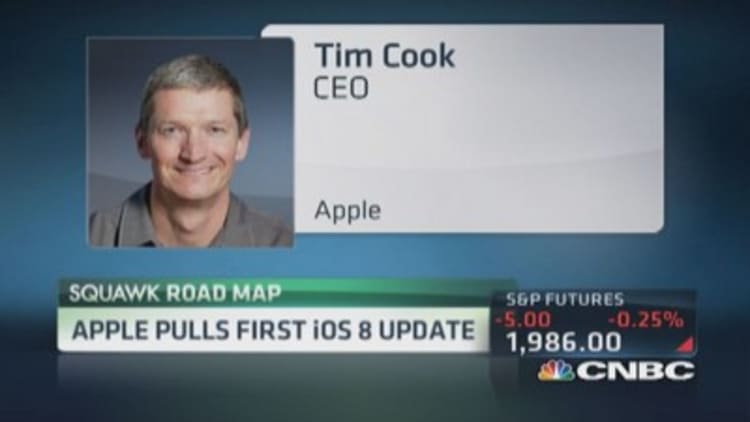 Apple apologizes for iOS 8.0.1