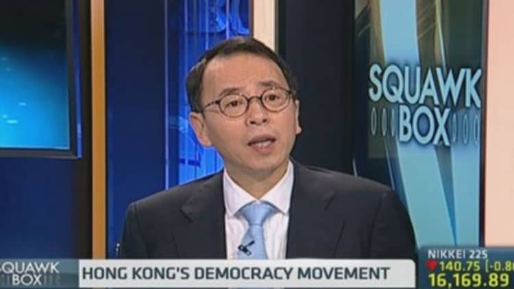 Hong Kong is being marginalized: Economist