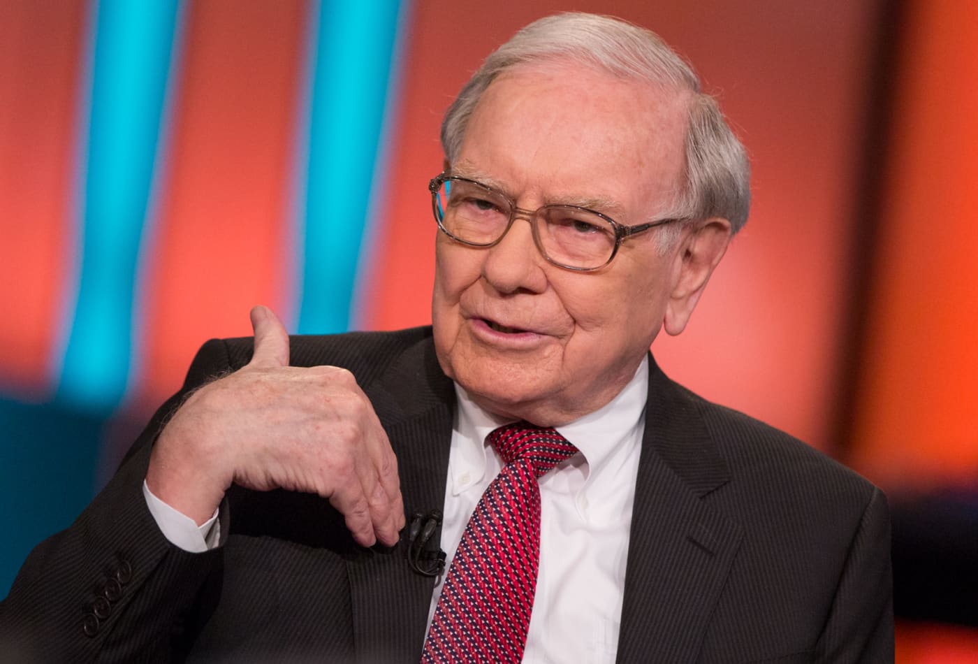 Warren Buffett Loves Teaching This 20 Slot Rule To Getting Rich At