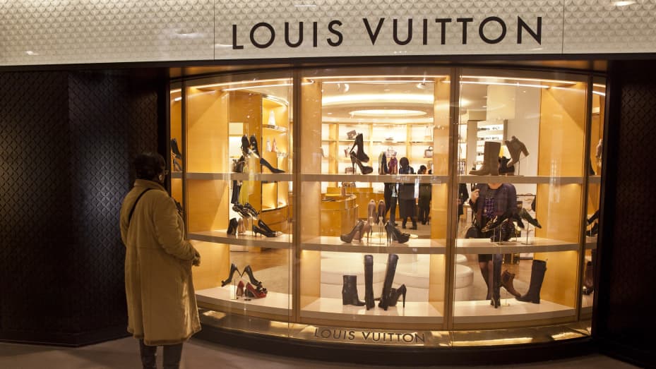 Moët Hennessy Louis Vuitton: The Outlook After The Q3 Sales Update