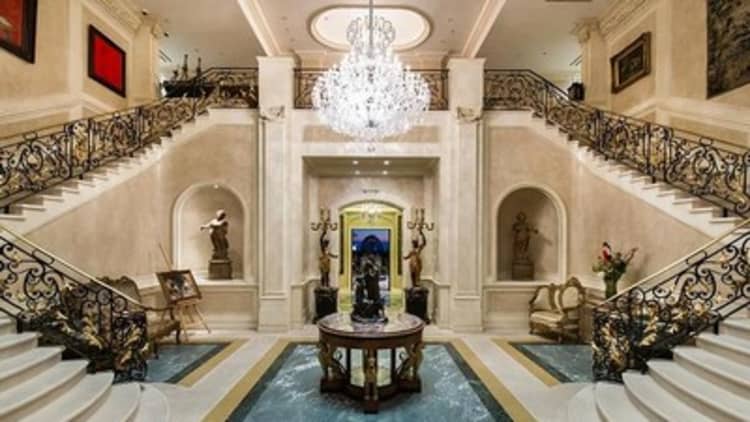 Check it out: $195 million Beverly Hills listing