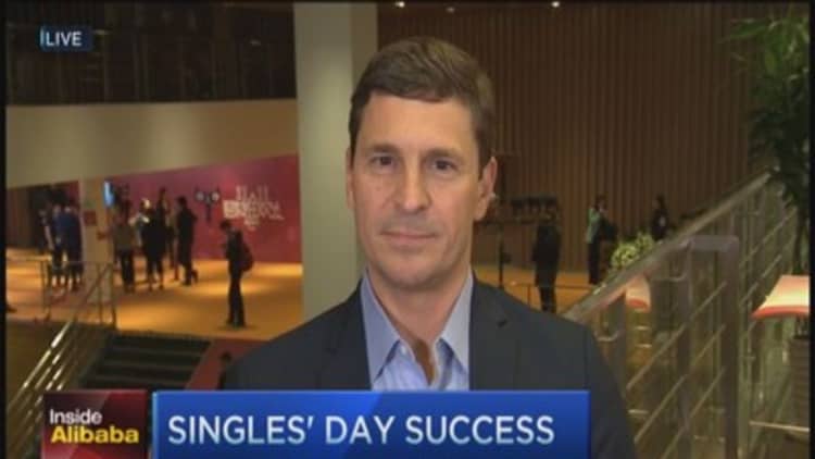 Singles' Day sets record-breaking sales