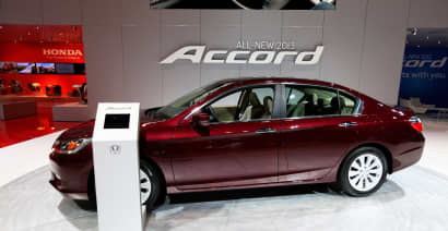 U.S. opens probe of steering problems in 1.1 million Honda Accord sedans 