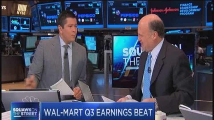 Cramer: Wal-Mart CEO 'budding start'