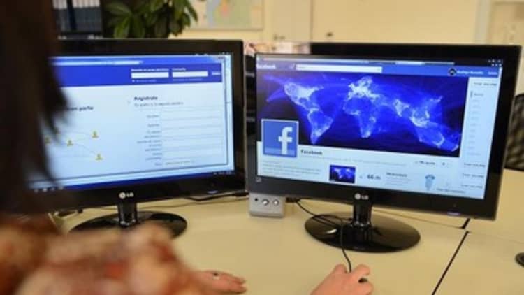Facebook wants your cubicle