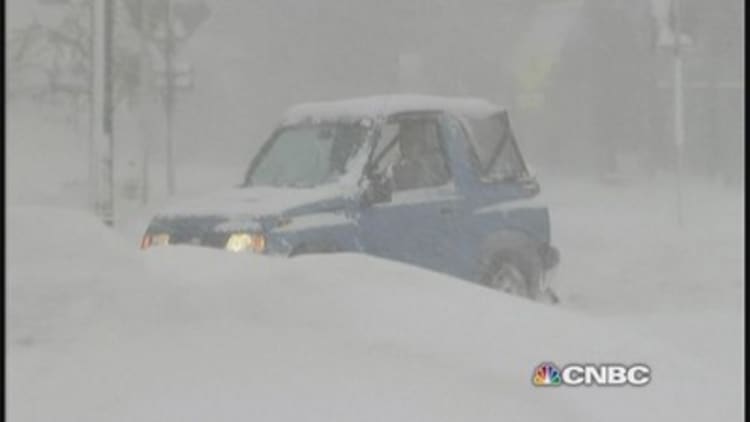 Historic six-foot snowfall buries Buffalo area