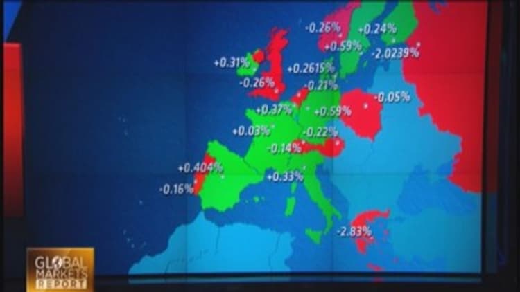 European markets close: Huge GDP contrast
