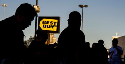 Best Buy's earnings fall after initial sales surge during pandemic