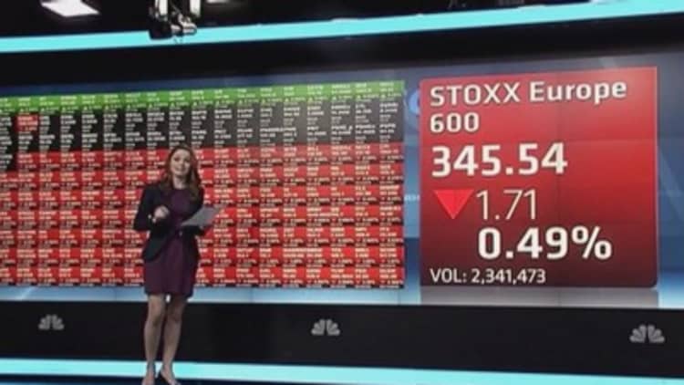 European markets open lower as gold and oil tumble