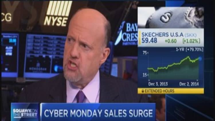 Cramer: Online sales outrageously good