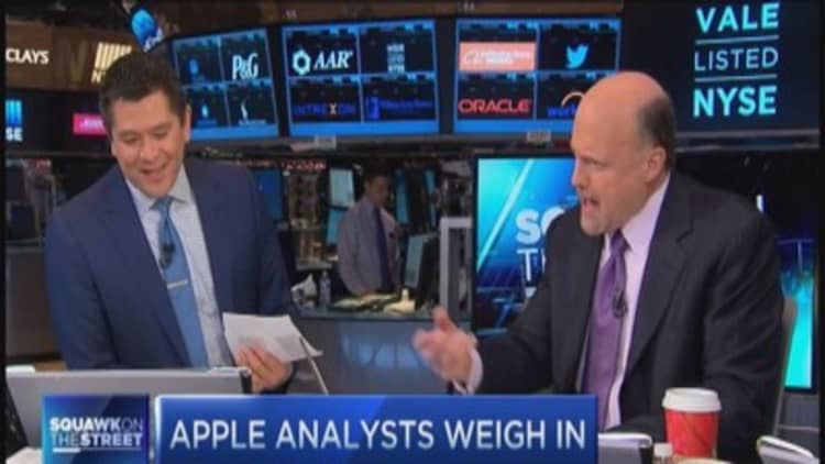 Cramer: Apple Watch a dazzler