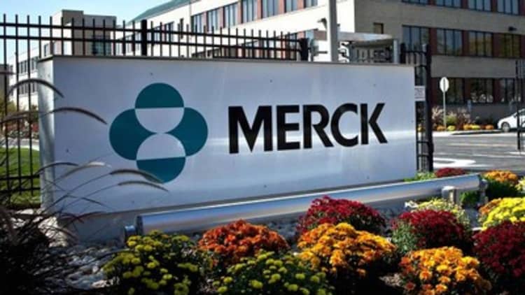 Merck buys Cubist for $102 per share