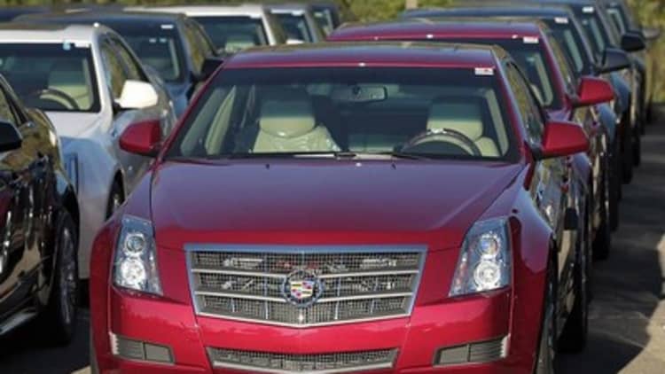 Auto milestone: Pricey car sales soar
