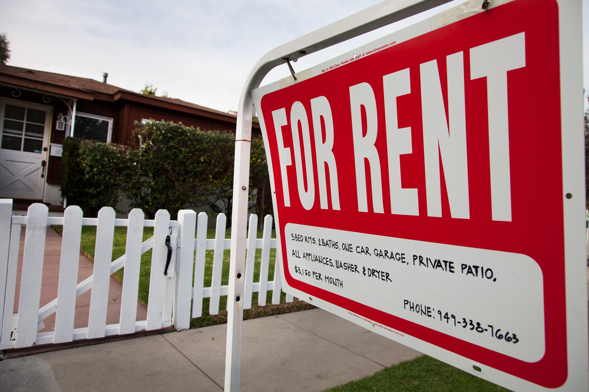 Single-family rent prices are surging at a record rate, led by homes in Sun Belt..