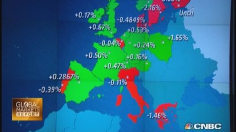 Euro zone officially enters deflation