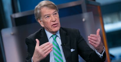 Trump isn't helping himself by attacking Powell, says Evercore's Roger Altman