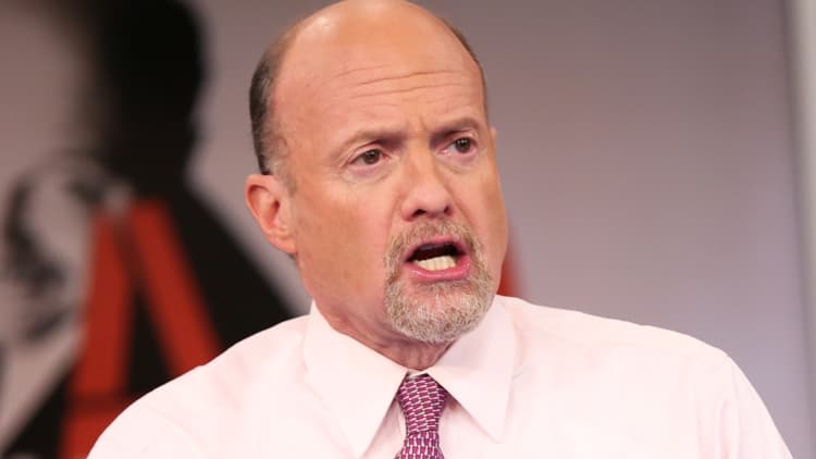 Jim Cramer: There's going to be a 'mall Armageddon'