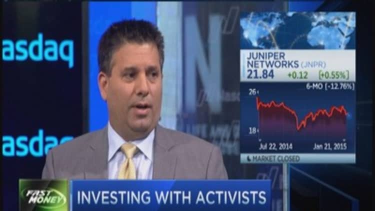 Top activist plays for 2015