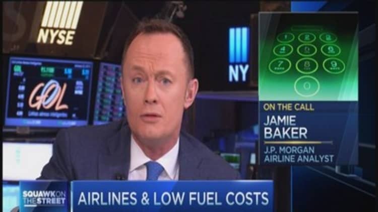 Airline investors pocketing fuel savings: Analyst 