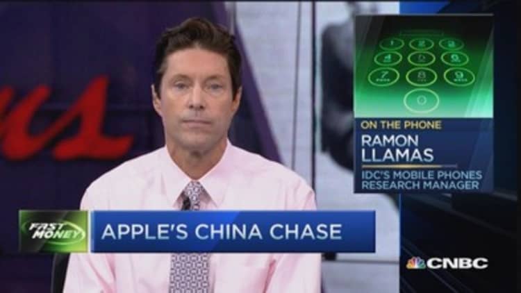 Apple's China land grab
