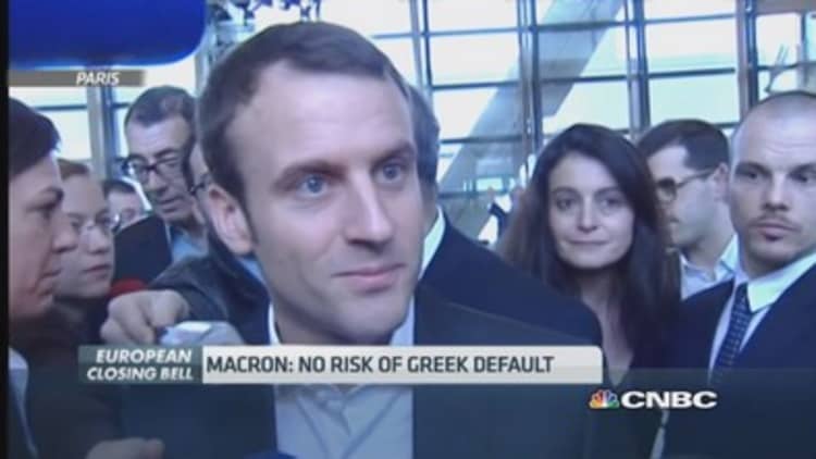 Macron: Greece must respect commitments