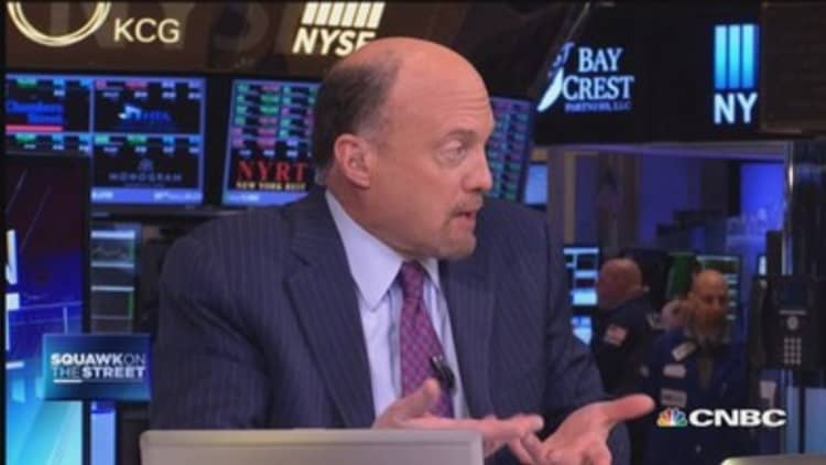 Cramer's Stop Trading: UAL,  LUV & more