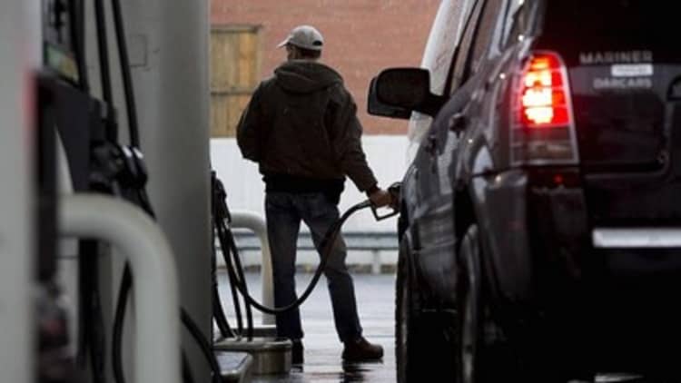 Low gas = auto sales boom?