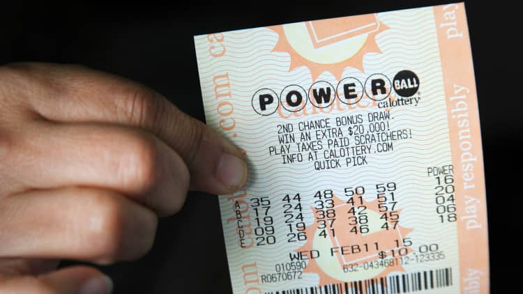 Powerball results for $2.04 billion jackpot after drawing delay