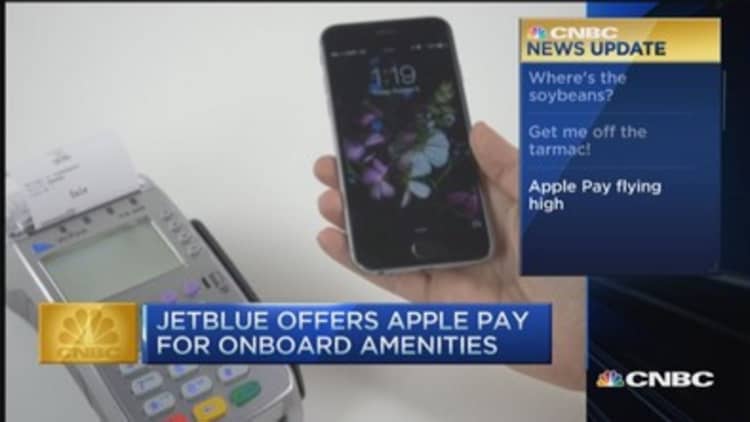 CNBC update: First airline to use Apple Pay