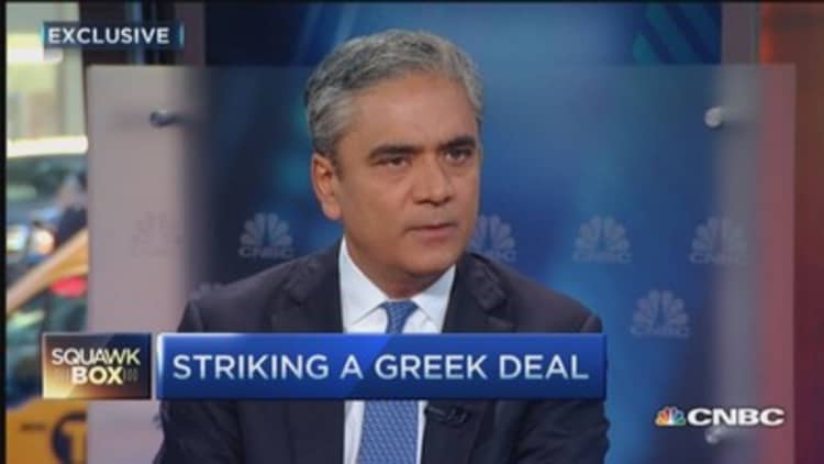 DB CEO: Odds of short-term Greek deal good