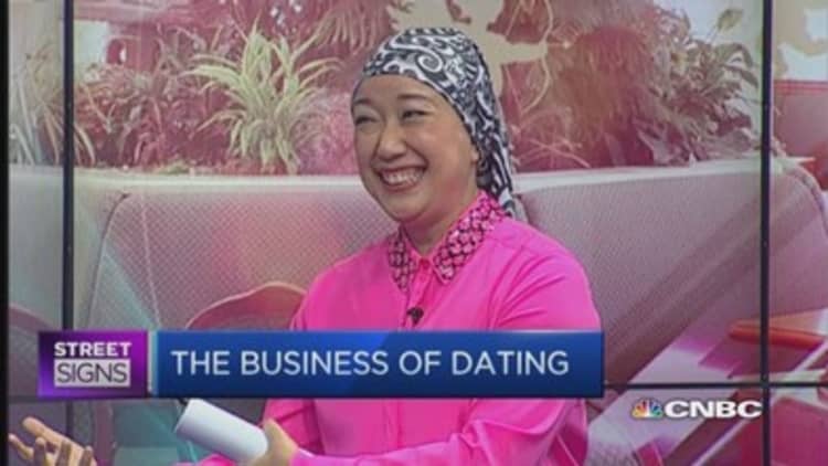 This dating agency plays matchmaker over lunch