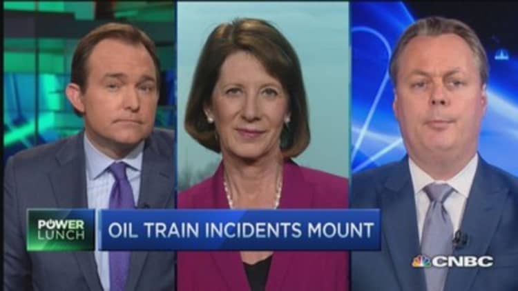 Oil pipelines safer than trains?